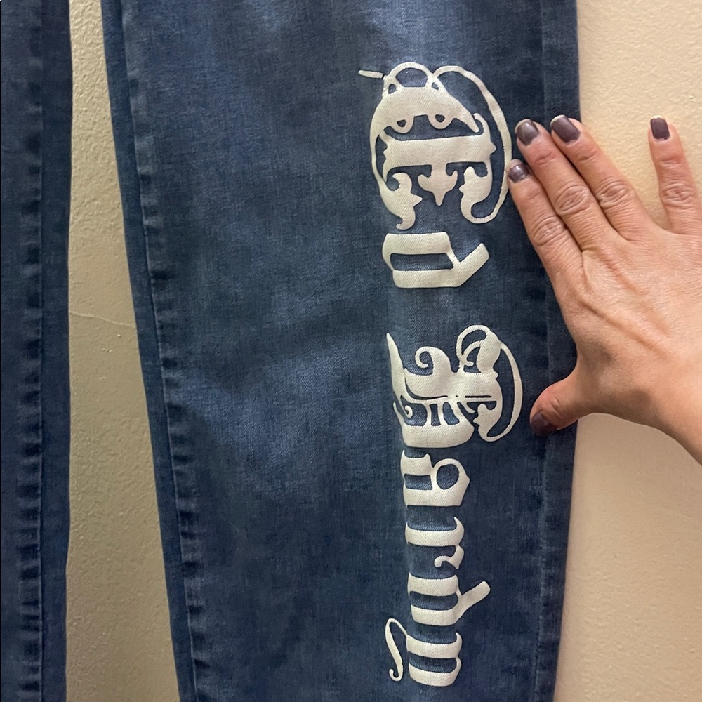 Ed Hardy Women's Brave Hearts Stay True Eagle Wide Leg Jeans Med Vintage Wash 24 - Picture 3 of 15